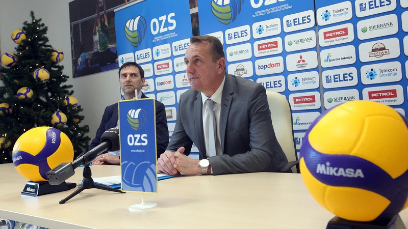 Fotografija: Predsednik OZS Metod Ropret (desno) je optimističen za leto 2022. FOTO: Mavric Pivk