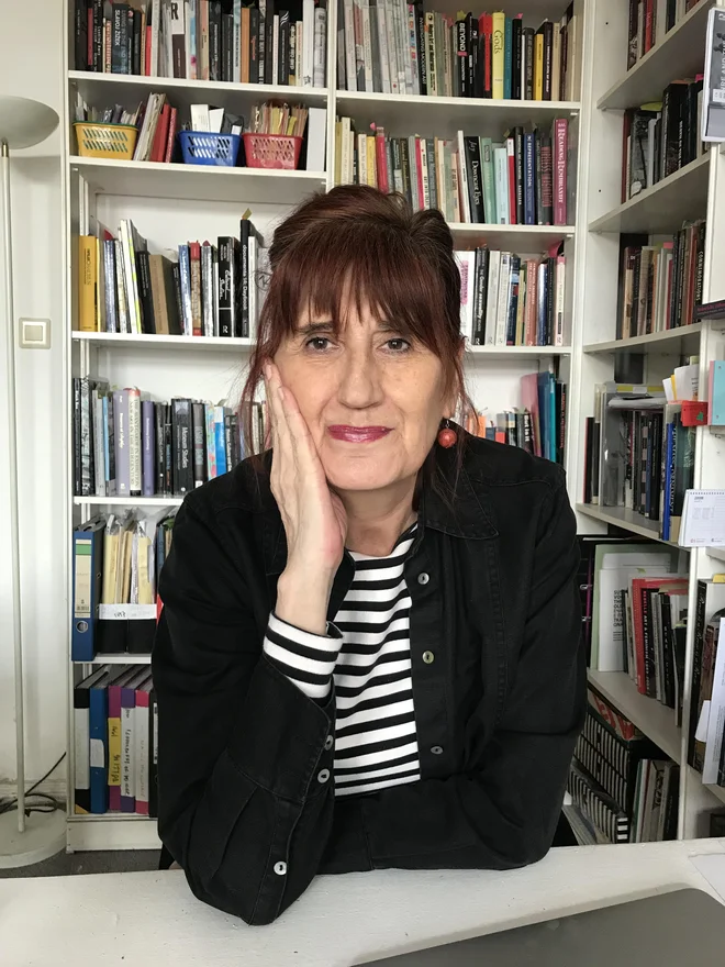 Bojana Pejić svoje doživljanje kuratorske prakse povzema po Karlu Marxu in njegovem pojmovanju modernosti &ndash; vse, kar je trdno, se raztopi v zrak. FOTO:&nbsp;osebni arhiv
