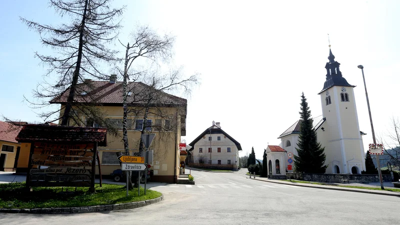 Fotografija: Preteklo nedeljo je bila na vrsti župnija Rakitna in maša iz tamkajšnje župne cerkve sv. Križa. FOTO TOMI LOMBAR