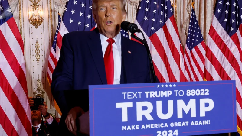 Fotografija: Prejšnji republikanski predsednik Donald Trump je napovedal ponovno kandidaturo. FOTO: Jonathan Ernst/Reuters