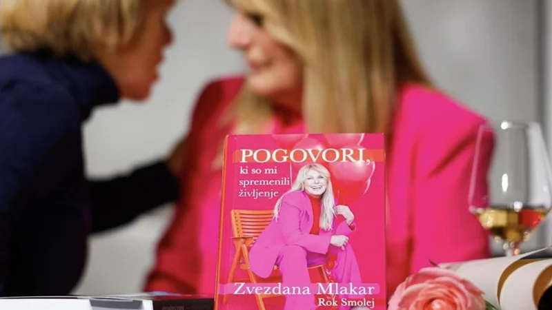 Fotografija: Zvezdana na predstavitvi knjige Pogovori, ki so mi spremenili življenje. FOTO: Mladinska Knjiga