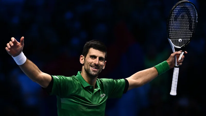 Fotografija: Srbski as Novak Đoković ne popušča pri osvajanju lovorik. FOTO: Marco Bertorello/AFP