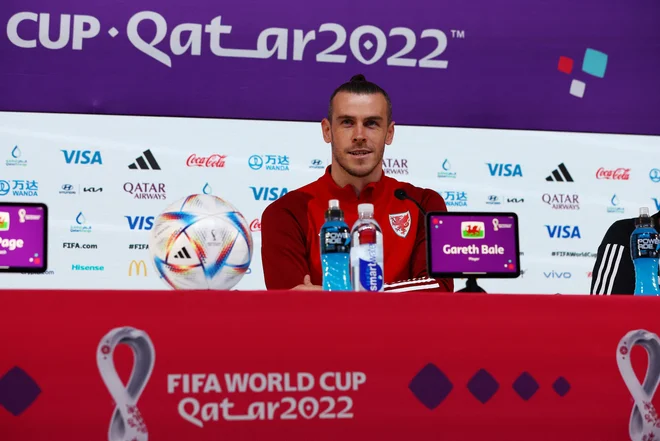 Gareth Bale med novinarsko konferenco Walesa. FOTO: Gareth Bumstead/Reuters
