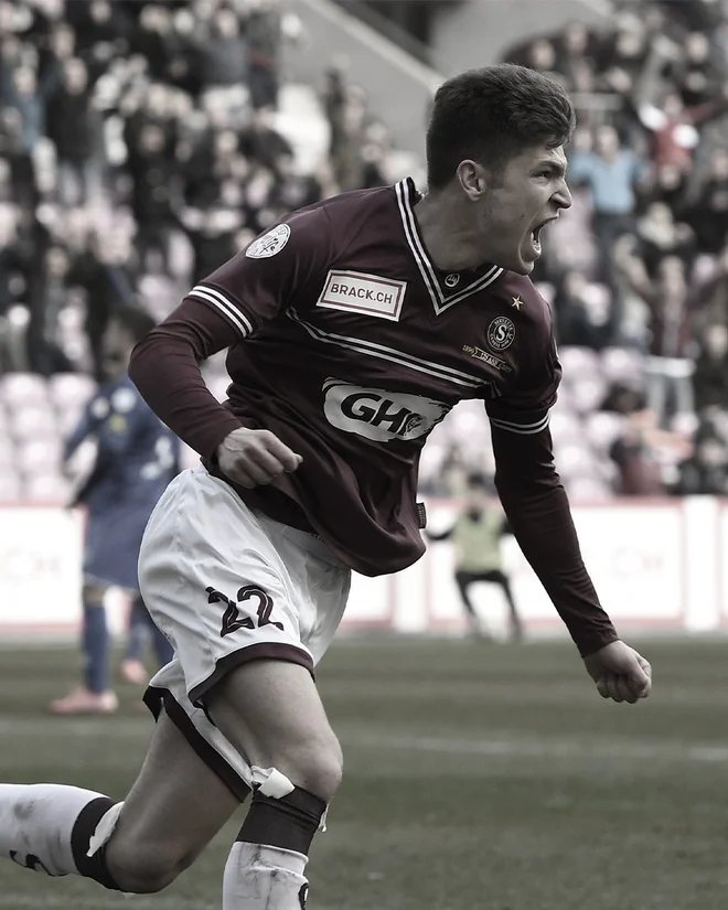 Karim Gazzetta je v zadnjem obdobju večino časa presedel na tribuni. FOTO: Twitter Servette FC

