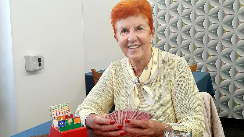 Fotografija: »Znanost je že večkrat povedala, da so naši možgani plastični in se lahko učimo vse življenje,« pravi Irena Jež. Foto Brane Maselj