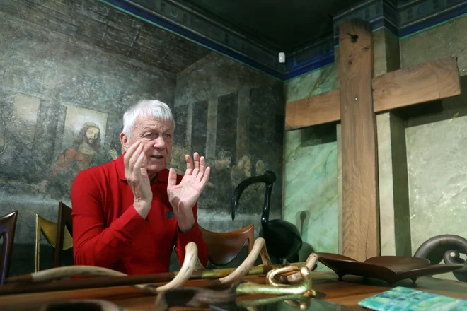 Oskarja Kogoja sta v otroštvu navdihnili delavnost in duhovnost staršev, hkrati pa njihova predanost tradiciji, zapuščini prednikov in spoštovanje do narave. FOTO: Dejan Javornik/Slovenske novice
