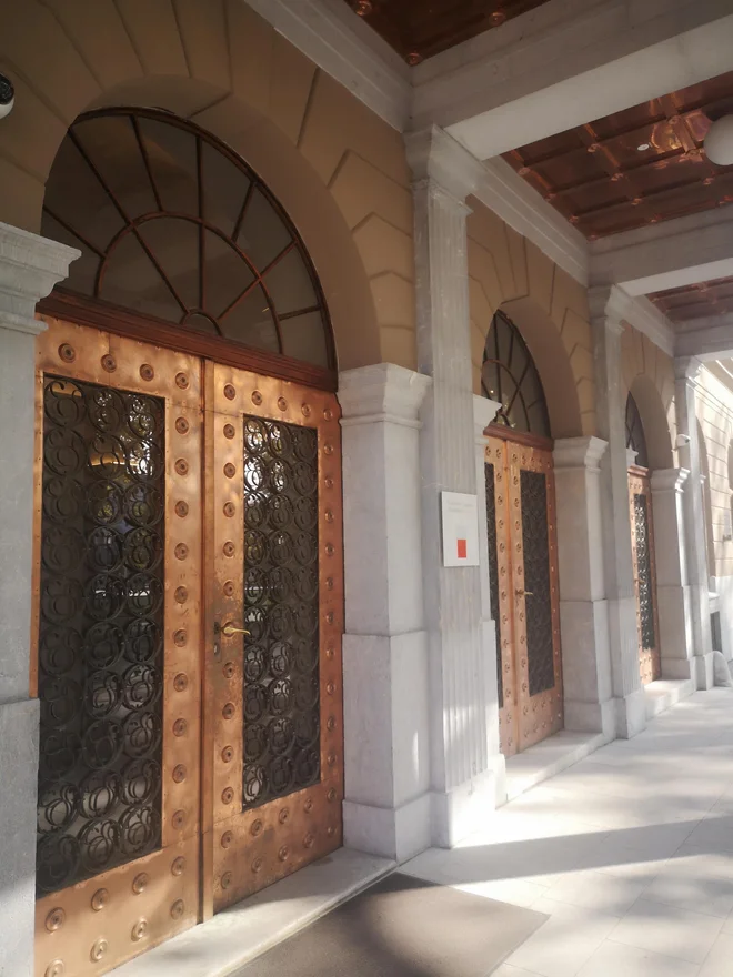 Vhod v novo domovanje Akademije za glasbo, kjer poteka mednarodni simpozij. FOTO: Akademija za glasbo
