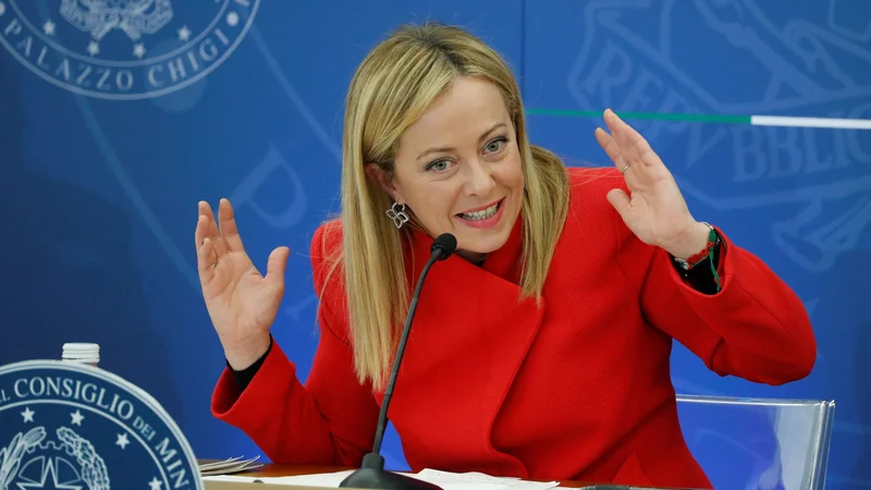 Fotografija: Italijanska vlada s predsednico Giorgio Meloni je imela posluh za pomoč za izvedbo zimskih olimpijskih iger leta 2026. FOTO: Remo Casilli/Reuters