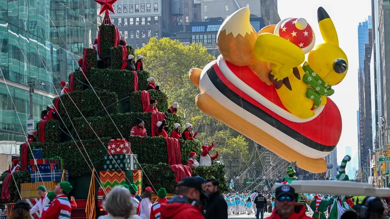 Fotografija: Tradicionalna Macyjeva parada v New Yorku na zahvalni dan. Foto Alexi J. Rosenfeld Getty Images Via Afp