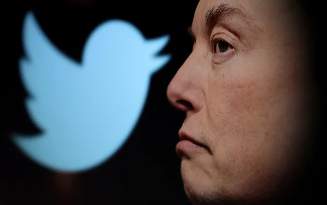 Novi sistem plačljivih modrih kljukic bo na družbenem omrežju zaživel prihodnji petek, je napovedal Elon Musk. FOTO:&nbsp;Twitter Dado Ruvic/Reuters
