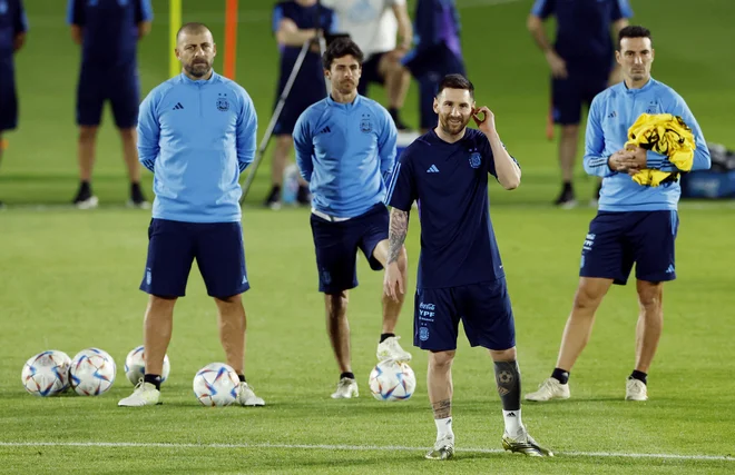 Lionel Messi med treningom Argentine. FOTO: Issei Kato/Reuters
