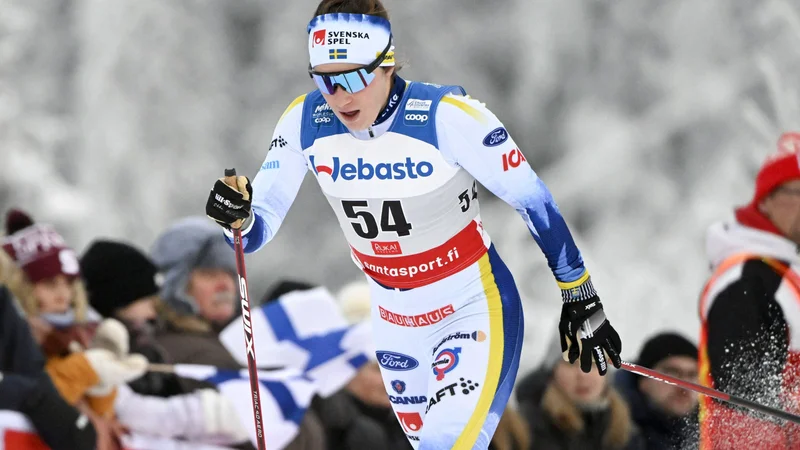 Fotografija: Ebba Andersson je bila najhitrejša v finski zimi s temperaturami pod -10 stopinj Celzija. FOTO: Markku Ulander/AFP