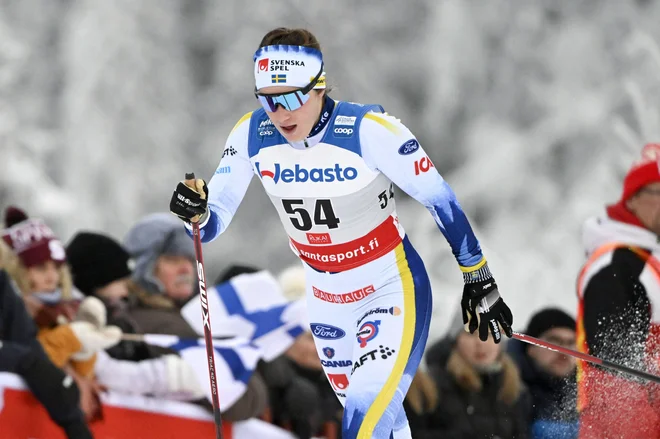 Ebba Andersson je bila najhitrejša v finski zimi s temperaturami pod -10 stopinj Celzija. FOTO: Markku Ulander/AFP
