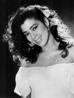 Za glasbeni hit What a Feeling, ki ga je soustvarila in odpela v filmu Flashdance, si je prislužila&nbsp;oskarja v glasbeni kategoriji. FOTO: Wiki
