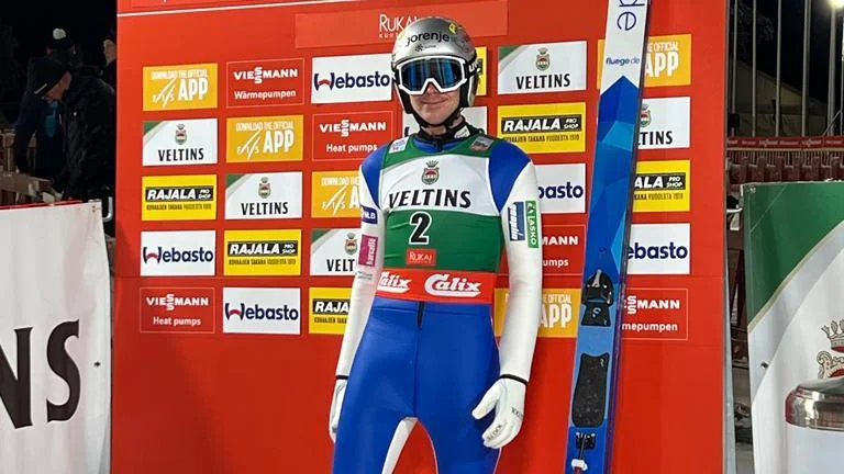 Fotografija: Gašper Brecl se je veselil do novih točk za svetovni pokal. FOTO: SZS