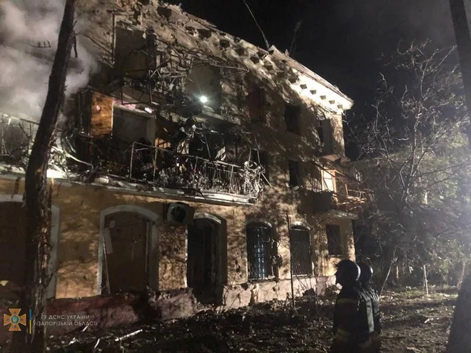 Zaporožje je bilo tarča več napadov. FOTO: Reuters
