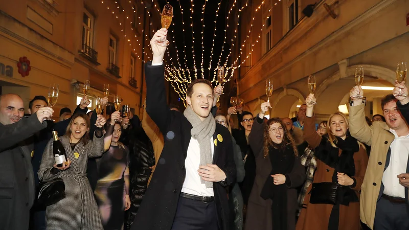 Fotografija: Matija Kovač je novi župan Mestne občine Celje. FOTO: Leon Vidic/Delo
