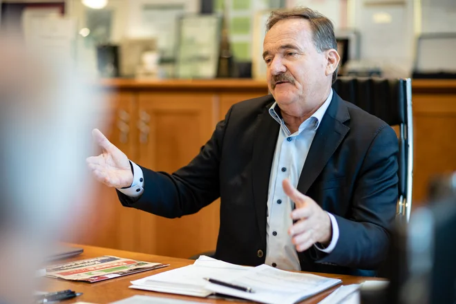 Ludvik Špan: Če bi šel še enkrat od začetka, bi z ženo ravnala enako.

FOTO: Črt Piksi
