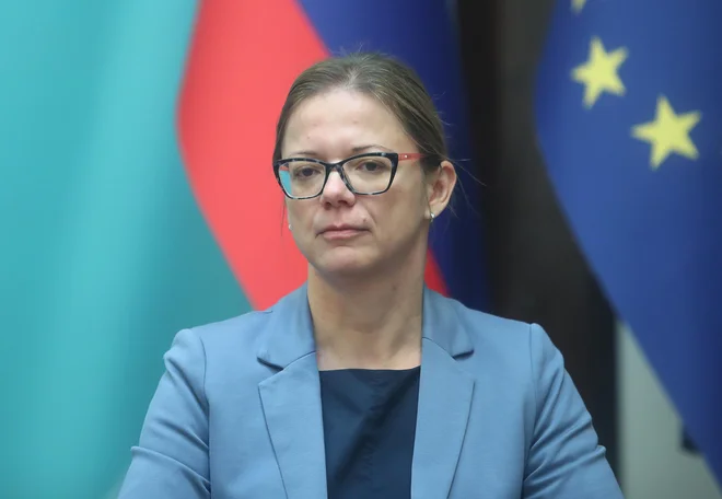 Ministrica Sanja Ajanović Hovnik. FOTO: Blaž Samec/DELO
