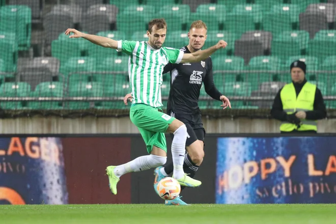 Mustafa Nukić na tekmi z Muro. Foto: Voranc Vogel
