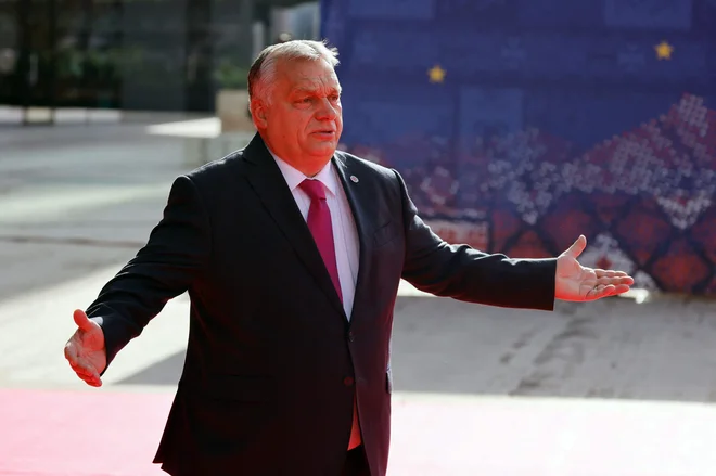V gospodarski stiski, v kateri se je znašla njegova država, je madžarski premier Viktor Orbán odvisen od financiranja iz EU. FOTO: Ludovic Marin/AFP
