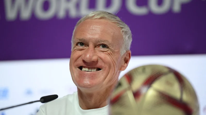 Fotografija: Selektor Francije in njen dolgoletni kapetan Didier Deschamps je v torek v Dohi samozavestno napovedal drugi polfinalni obračun letošnjega mundiala. FOTO: Franck Fife/AFP