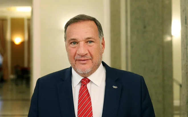 Spyros Capralos, predsednik Evropskih olimpijskih komitejev (EOK), se v Sloveniji odlično počuti. FOTO: Blaž Samec/Delo
