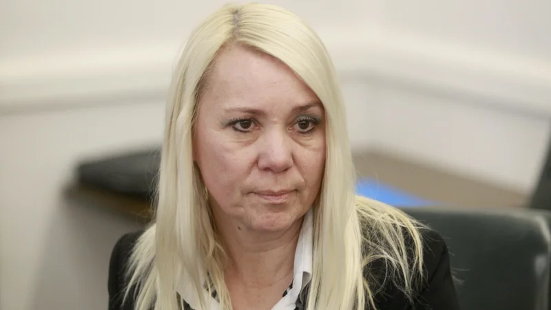 Fotografija: Zdenka Grozde, dolgoletna direktorica Javnega holdinga Ljubljana, se po dobrih 19 letih poslavlja s položaja, uradno iz osebnih razlogov. FOTO: Roman Šipič/Delo