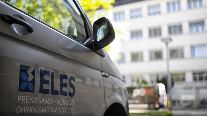 Fotografija: Naknadno vplačilo v kapital je namenjeno za plačilo nakupa izgub električne energije na prenosnem in distribucijskem omrežju, nastalih v letu 2023. FOTO: Blaž Samec/Delo