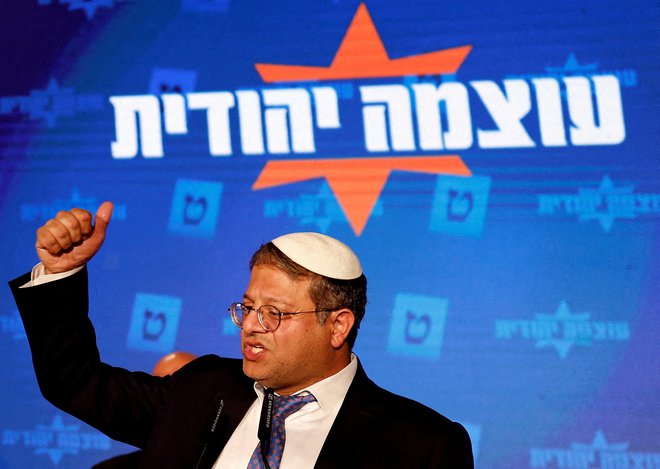Vodja stranke judovska moč Itamar Ben-Gvir dan po novemberskih parlamentarnih volitvah. Foto: REUTERS/Corinna Kern
