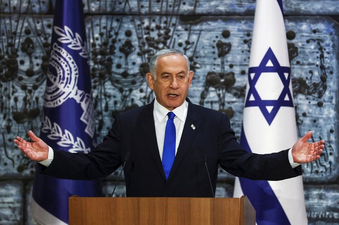 Benjamin Netanjahu in njegovi zavezniki so na novembrskih volitvah osvojili 64 od 120 poslanskih mandatov v knesetu. Foto: REUTERS/ Ronen Zvulun
