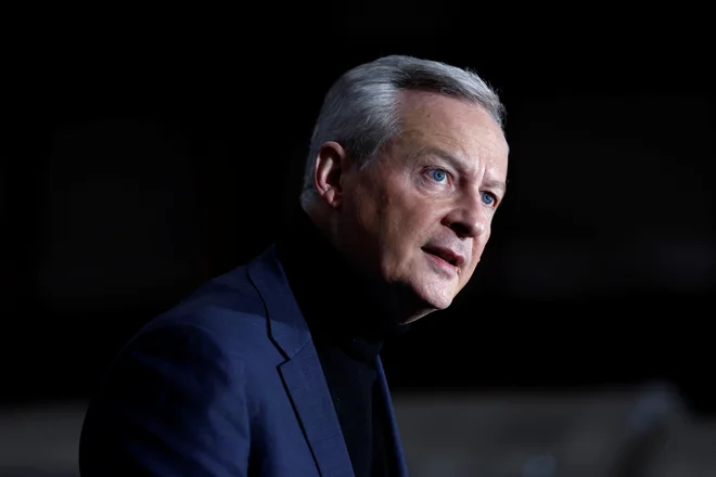 Francoski minister za gospodarstvo Bruno Le Maire je ošvrknil Svetovno nogometno zvezo in jo pozval k preiskavi argentinskega slavja. FOTO: Benoit Tessier/Reuters

