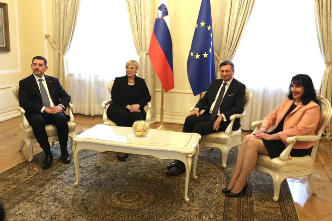 Borut Pahor, Nataša Pirc Musar in Tanja Pečar ter Aleš Musar. FOTO: Črt Piksi/Delo
