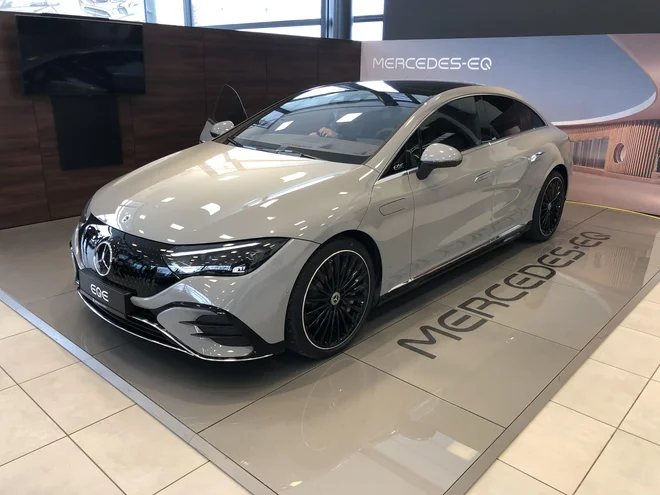 Mercedes EQE ponuja različne izvedbe električnega pogona. FOTO:&nbsp;Aljaž Vrabec
