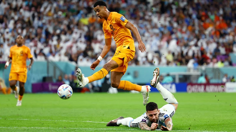 Fotografija: Nizozemsko odkrtije na svetovnem prvesntvu v Katarju Cody Gakpo bo kariero nadaljeval v Angliji pri Liverpoolu. FOTO: Molly Darlington/Reuters