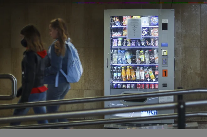 Ni nam treba odstraniti alkohola iz svojega življenja. Gre samo za to, da vse, kar pijete, zlasti tovrstne pijače, počnete zmerno. FOTO: Jože Suhadolnik
