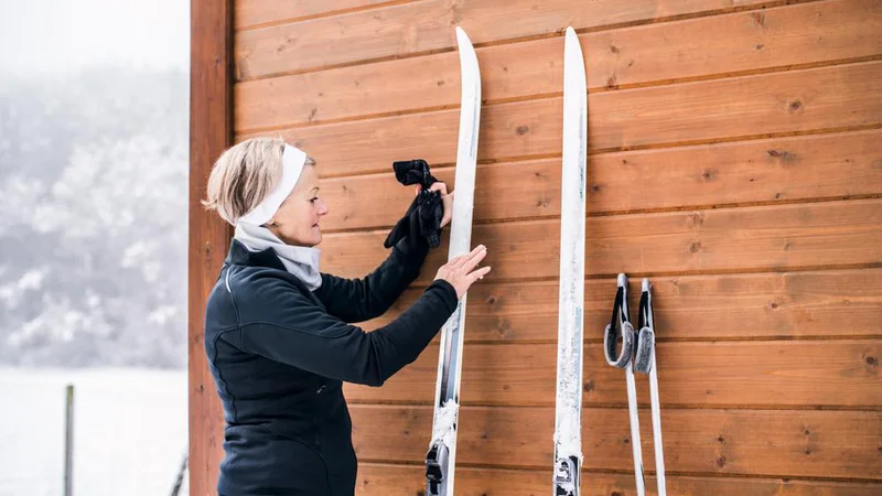 Fotografija: Zelo narobe je, če je zanka kratka in nas okoli zapestja tišči. FOTO: Arhiv Polet/Shutterstock