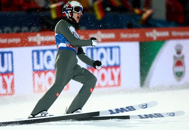 Zadovoljen je bil seveda tudi zmagovalec Halvor Egner Granerud. FOTO: Lisi Niesner/Reuters
