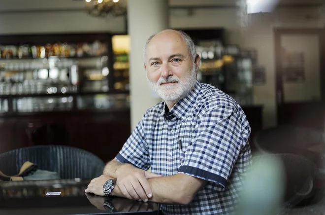 Hec je v tem, da so družbena omrežja v svojem bistvu zelo demokratična, pravi Roberto Di Cosmo. FOTO: Jože Suhdolnik/Delo