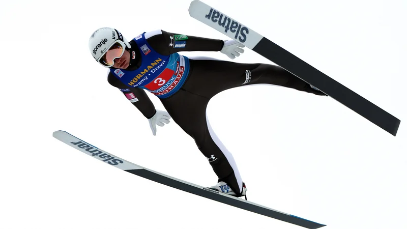 Fotografija: Anže Lanišek je z imenitno predstavo navdušil tudi v Innsbrucku. FOTO: Lisi Niesner/Reuters
