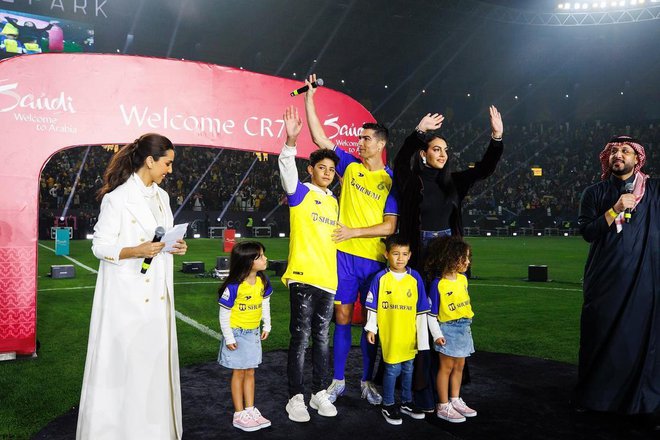 Z Ronaldom bo v Savdski Arabiji prebivala tudi njegova družina. FOTO: Instagram
