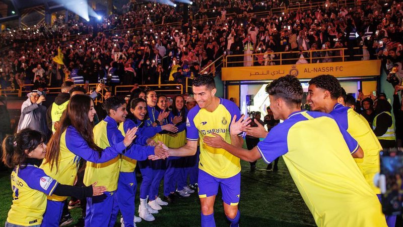 Fotografija: Crisiano Ronaldo je takole pozdravil navijače Al Nasra med predstavitvijo projekta. FOTO: Instagram
