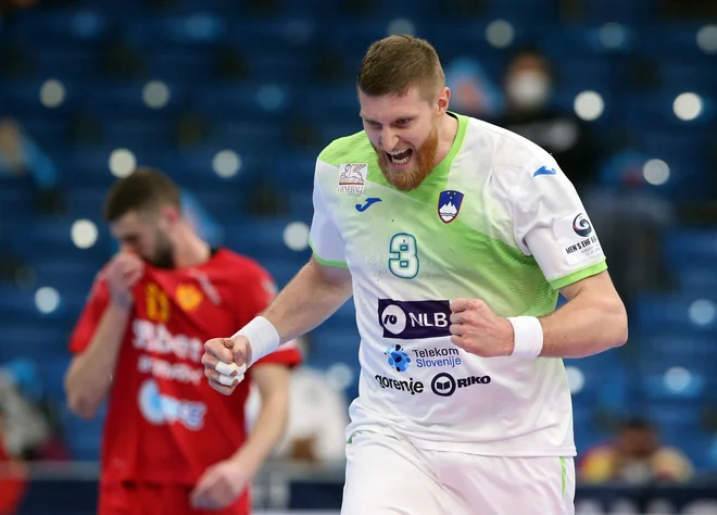 Blaž Blagotinšek je najmočnejši mož v slovenski reprezentanci. Foto Bernadett Szabo/Reuters
