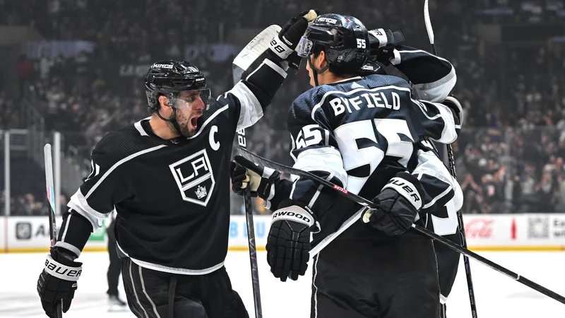 Fotografija: Anže Kopitar se je veselil izenačujočega gola, vendar so imeli zadnjo besedo gostje iz Bostona. FOTO: USA Today Sports