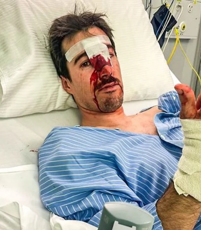 Victor Muffat-Jeandet se zdravi v bolnišnici v Bernu. FOTO: Instagram V. M. J.

