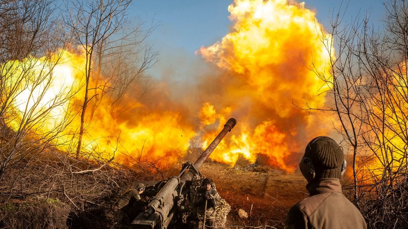 Fotografija: Ukrajinske vojaške enote branijo rudarsko mesto Soledar. FOTO: Reuters
