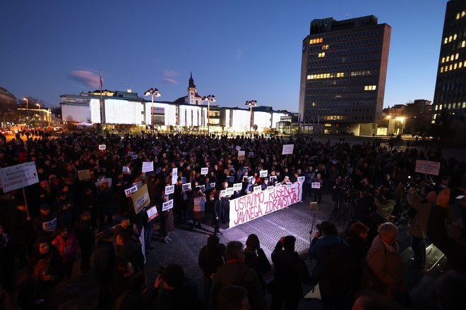Stavka pacientov v Ljubljani FOTO: Črt Piksi
