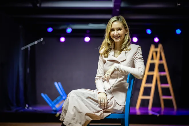 Če bo šel vaš najstnik prostovoljno v gledališče, ste pri vzgoji naredili veliko prav, meni direktorica Pionirskega doma Barbara Murn Vrviščar. Foto Črt Piksi
