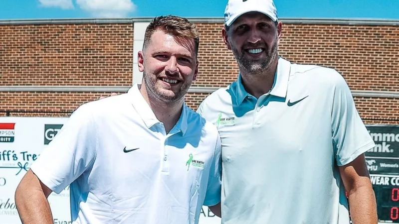Fotografija: Luka Dončić se je lani udeležil teniškega turnirja zvezdnikov, ki ga vsako leto organizira Nowitzki (oba na fotografiji). FOTO: Instagram