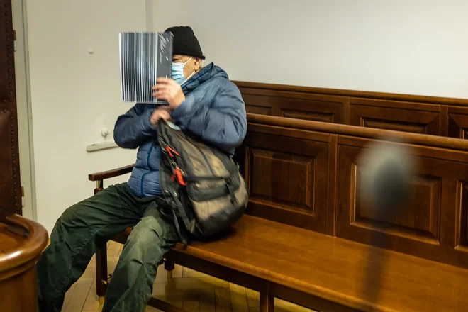 Anton Kovačič včeraj na sodišču krivde ni priznal. FOTO: Črt Piksi